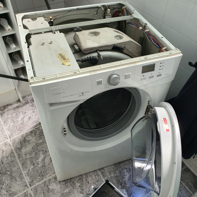 Técnicos altamente cualificados en reparación de lavadoras