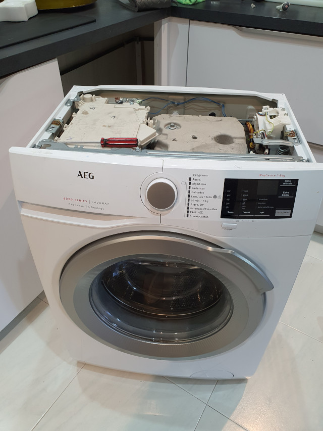 Averías típicas: sustitución del presostato de la lavadora